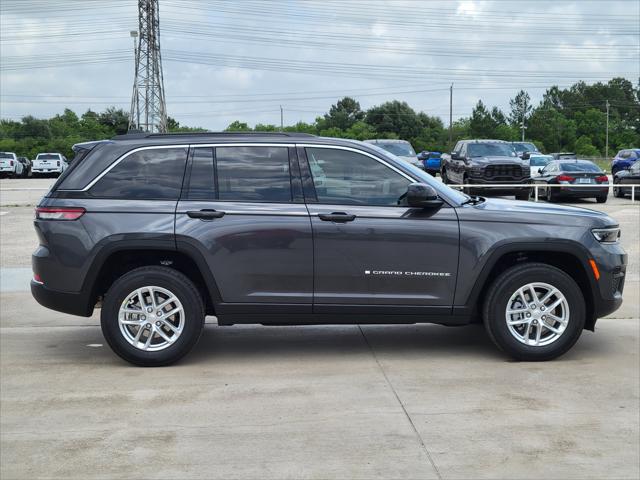 2025 Jeep Grand Cherokee GRAND CHEROKEE LAREDO X 4X2