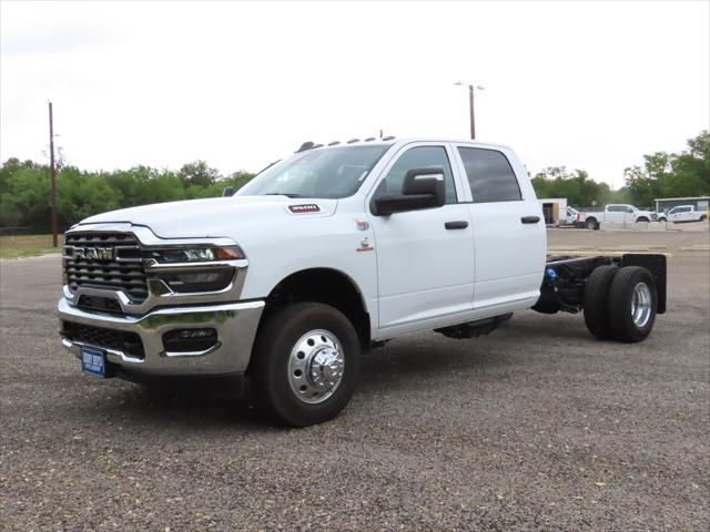 2025 RAM Ram 3500 Chassis Cab RAM 3500 TRADESMAN CREW CAB CHASSIS 4X4 60 CA