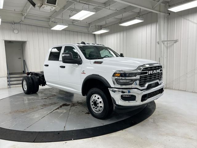 2025 RAM Ram 3500 Chassis Cab RAM 3500 TRADESMAN CREW CAB CHASSIS 4X4 60 CA