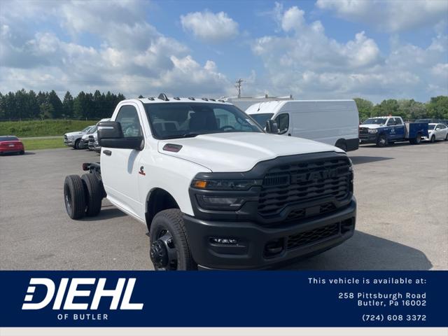 2025 RAM Ram 3500 Chassis Cab RAM 3500 TRADESMAN CHASSIS REGULAR CAB 4X4 60 CA