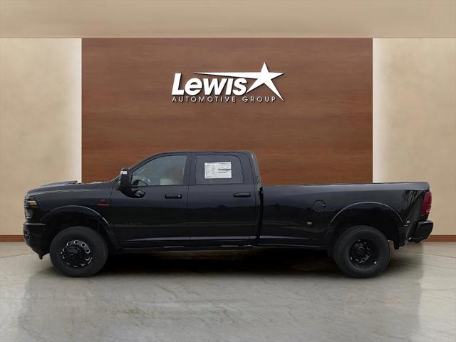 2025 RAM Ram 3500 RAM 3500 LIMITED CREW CAB 4X4 8 BOX
