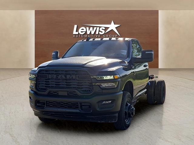2025 RAM Ram 3500 Chassis Cab RAM 3500 TRADESMAN CHASSIS REGULAR CAB 4X4 60 CA