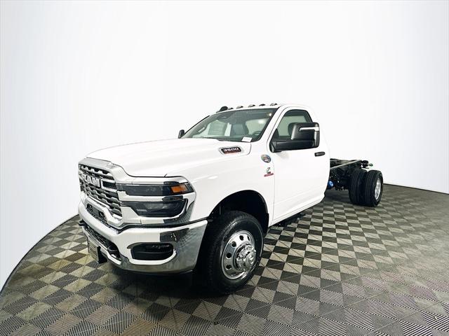 2025 RAM Ram 3500 Chassis Cab RAM 3500 TRADESMAN CHASSIS REGULAR CAB 4X2 84 CA