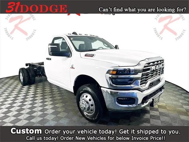 2025 RAM Ram 3500 Chassis Cab RAM 3500 TRADESMAN CHASSIS REGULAR CAB 4X2 84 CA