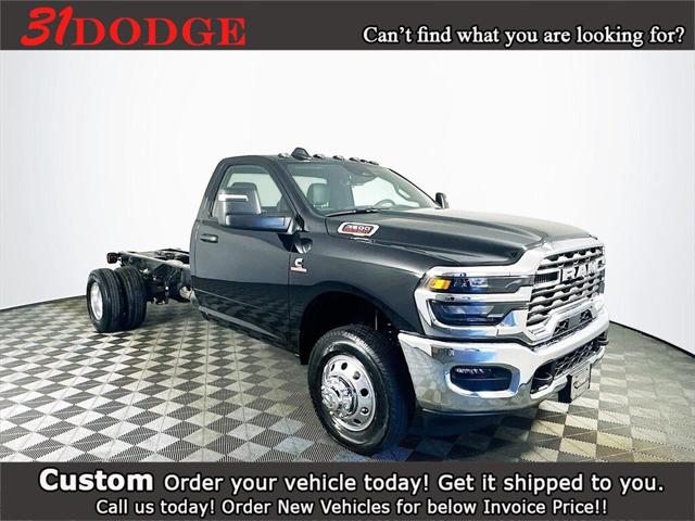 2025 RAM Ram 3500 Chassis Cab RAM 3500 TRADESMAN CHASSIS REGULAR CAB 4X4 84 CA