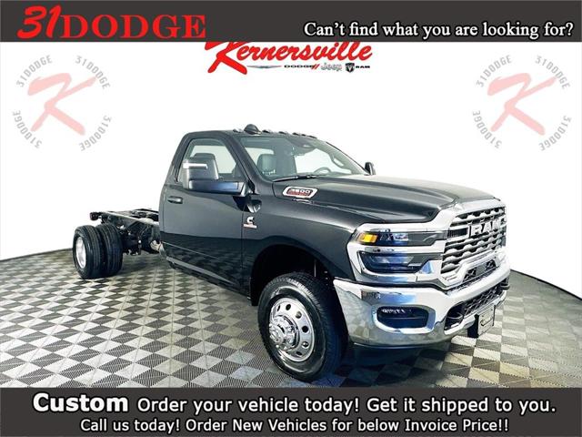 2025 RAM Ram 3500 Chassis Cab RAM 3500 TRADESMAN CHASSIS REGULAR CAB 4X4 84 CA