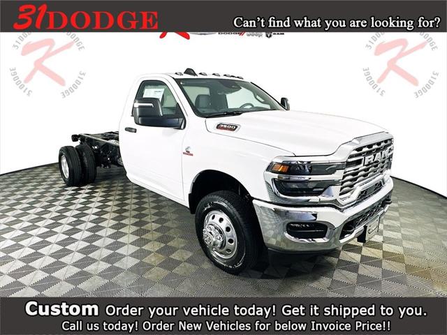 2025 RAM Ram 3500 Chassis Cab RAM 3500 TRADESMAN CHASSIS REGULAR CAB 4X4 84 CA