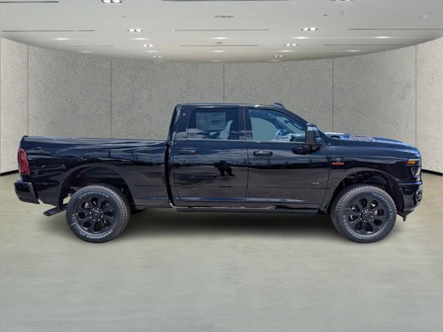 2025 RAM Ram 3500 RAM 3500 LARAMIE CREW CAB 4X4 64 BOX