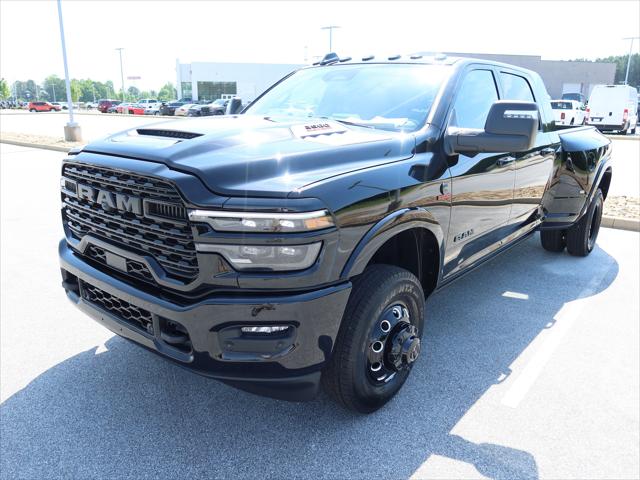 2025 RAM Ram 3500 RAM 3500 LIMITED MEGA CAB 4X4 64 BOX