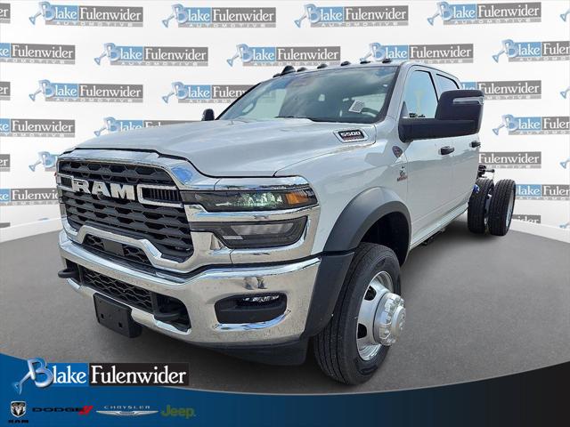 2025 RAM Ram 5500 Chassis Cab RAM 5500 TRADESMAN CHASSIS CREW CAB 4X4 60 CA