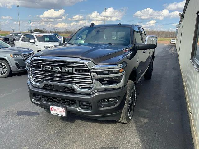 2025 RAM Ram 3500 RAM 3500 LARAMIE CREW CAB 4X4 64 BOX
