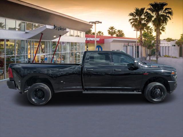 2025 RAM Ram 3500 RAM 3500 TRADESMAN CREW CAB 4X4 8 BOX
