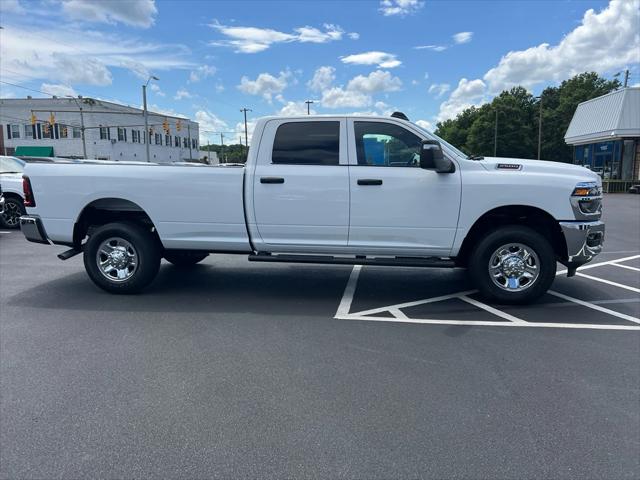 2025 RAM Ram 2500 RAM 2500 TRADESMAN CREW CAB 4X4 8 BOX