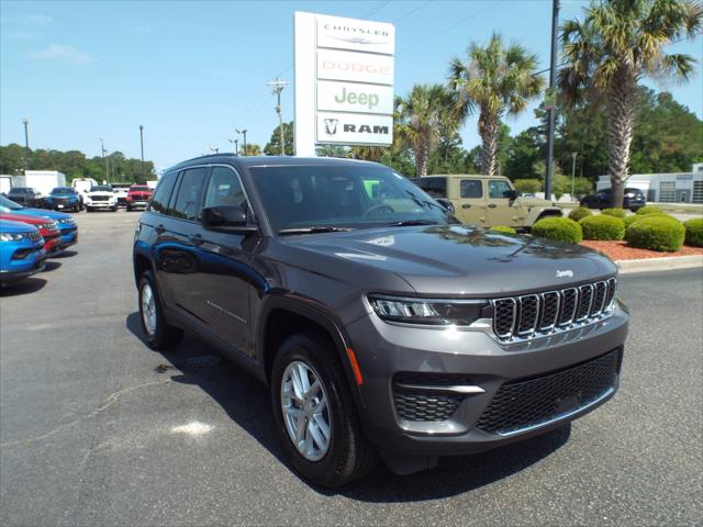 2025 Jeep Grand Cherokee GRAND CHEROKEE LAREDO X 4X2