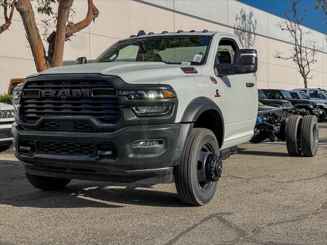 2025 RAM Ram 5500 Chassis Cab RAM 5500 TRADESMAN CHASSIS REGULAR CAB 4X2 120 CA