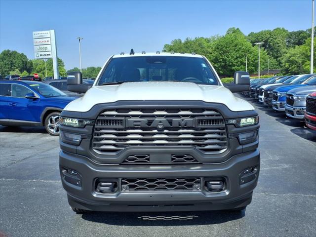 2025 RAM Ram 2500 RAM 2500 TRADESMAN CREW CAB 4X4 64 BOX