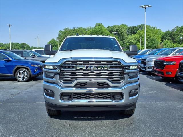 2025 RAM Ram 2500 RAM 2500 TRADESMAN CREW CAB 4X4 64 BOX