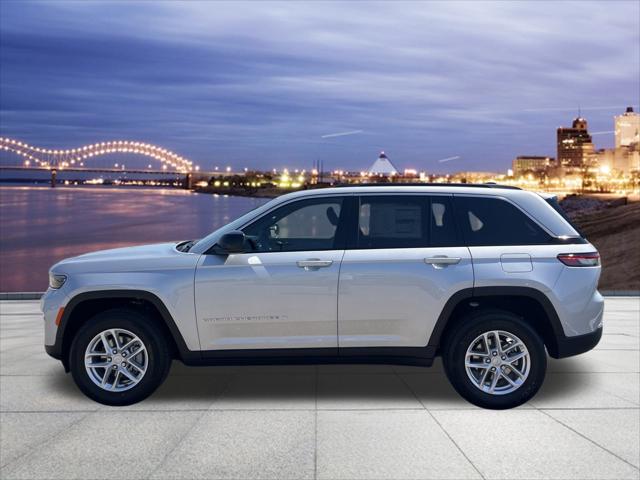 2025 Jeep Grand Cherokee GRAND CHEROKEE LAREDO X 4X2