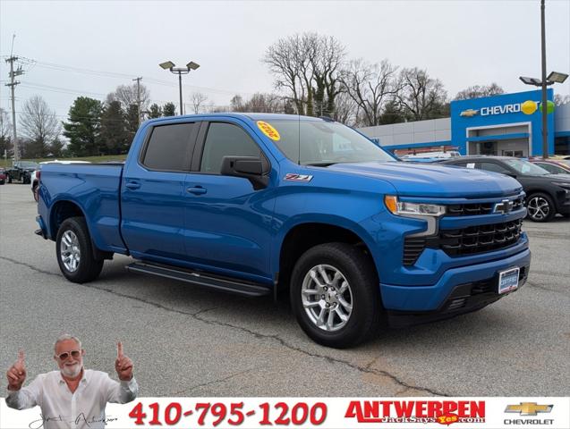 2022 Chevrolet Silverado 1500 4WD Crew Cab Standard Bed RST