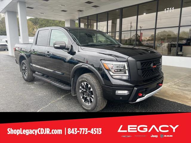 2021 Nissan TITAN Crew Cab PRO-4X 4x4