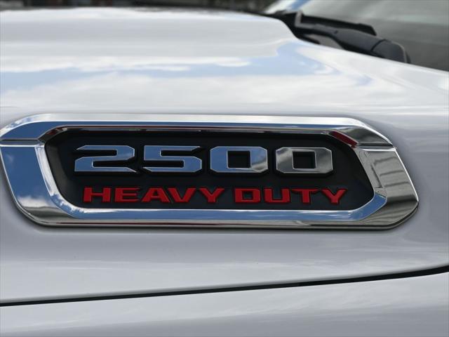 2022 RAM 2500 Tradesman Crew Cab 4x2 8 Box