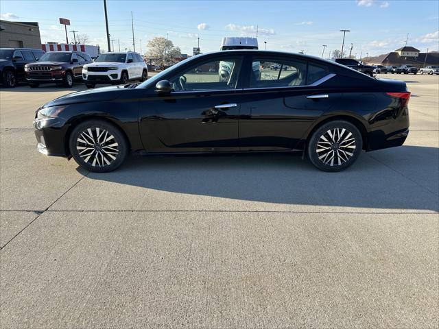 2023 Nissan Altima SV FWD