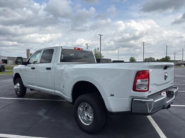 2024 RAM Ram 3500 RAM 3500 TRADESMAN CREW CAB 4X4 8 BOX
