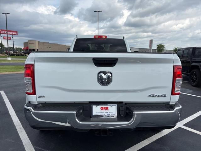2024 RAM Ram 3500 RAM 3500 TRADESMAN CREW CAB 4X4 8 BOX