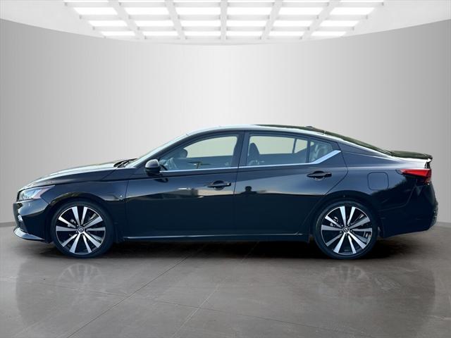 2022 Nissan Altima SR FWD