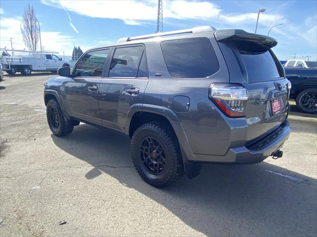 2018 Toyota 4Runner SR5 2018 Toyota 4Runner SR5