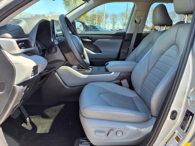 2023 Toyota Highlander L