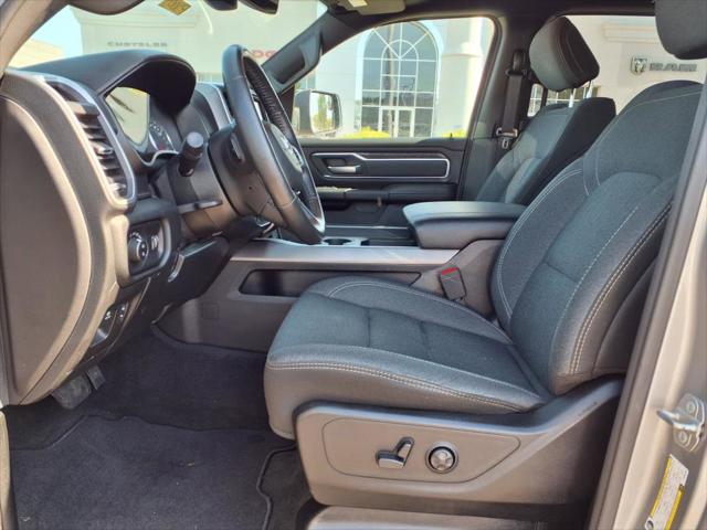 2020 RAM 1500 Big Horn Crew Cab 4x4 57 Box