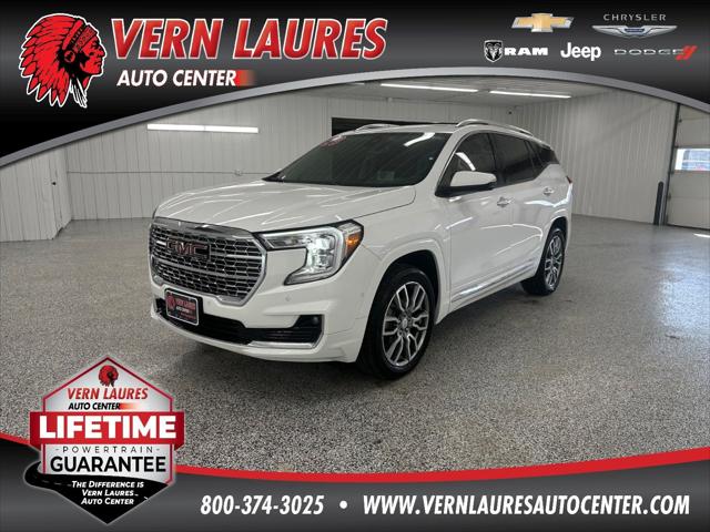 2023 GMC Terrain AWD Denali