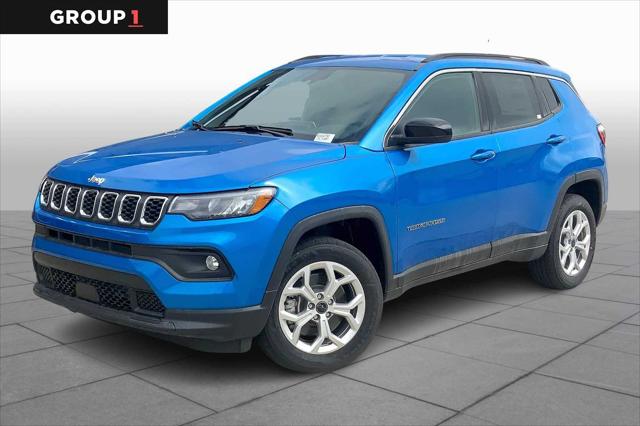 2025 Jeep Compass COMPASS LATITUDE 4X4