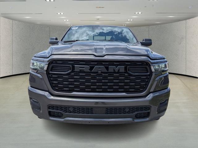 2025 RAM Ram 1500 RAM 1500 TRADESMAN QUAD CAB 4X2 64 BOX