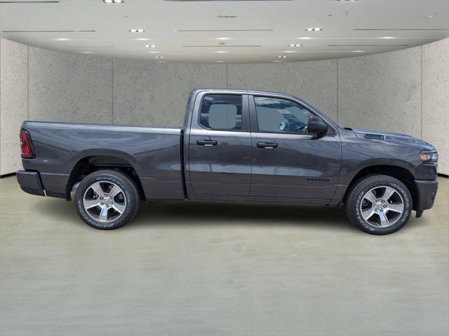 2025 RAM Ram 1500 RAM 1500 TRADESMAN QUAD CAB 4X2 64 BOX