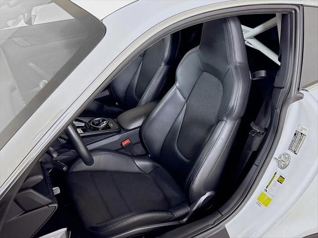 2022 Porsche 911 GT3 w/Touring Package