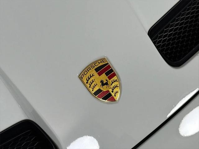 2022 Porsche 911 GT3 w/Touring Package