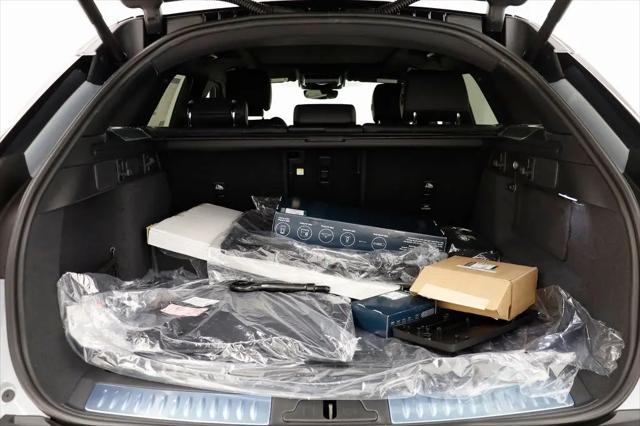 2026 Land Rover Range Rover Velar P400 Dynamic SE