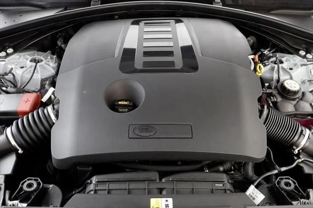 2026 Land Rover Range Rover Velar P400 Dynamic SE