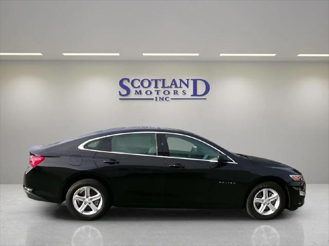 2024 Chevrolet Malibu FWD 1FL