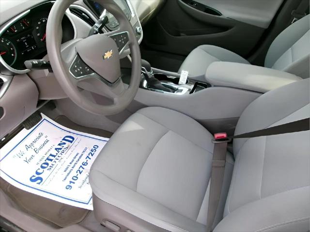 2024 Chevrolet Malibu FWD 1FL
