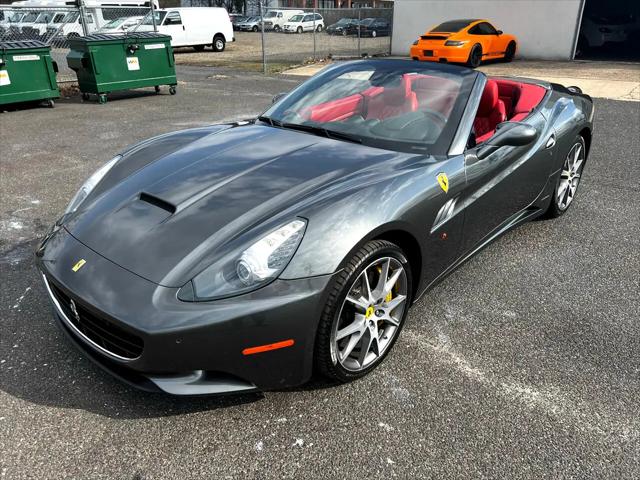 2012 Ferrari California Standard