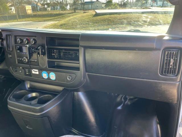 2014 GMC Savana 2500 Work Van