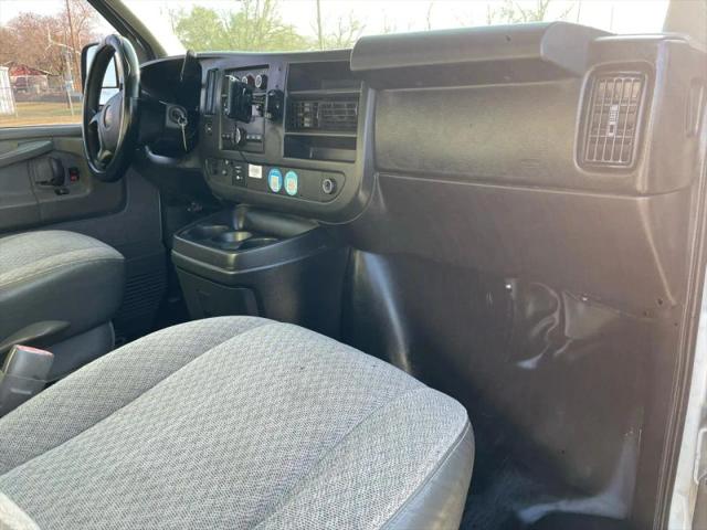 2014 GMC Savana 2500 Work Van