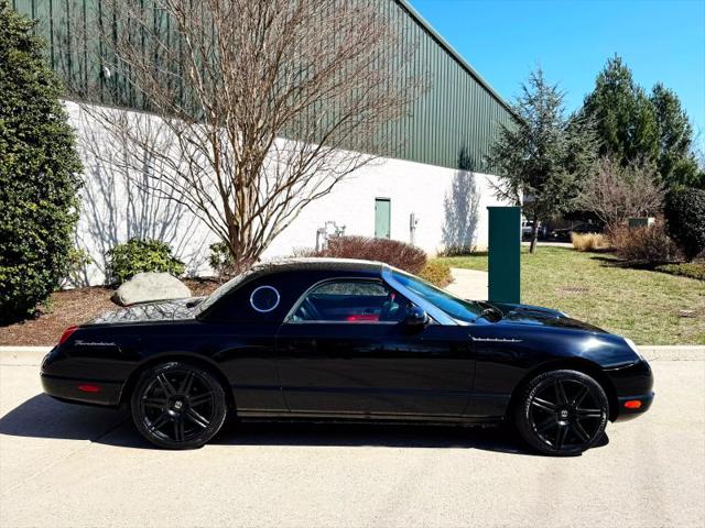 2002 Ford Thunderbird Base