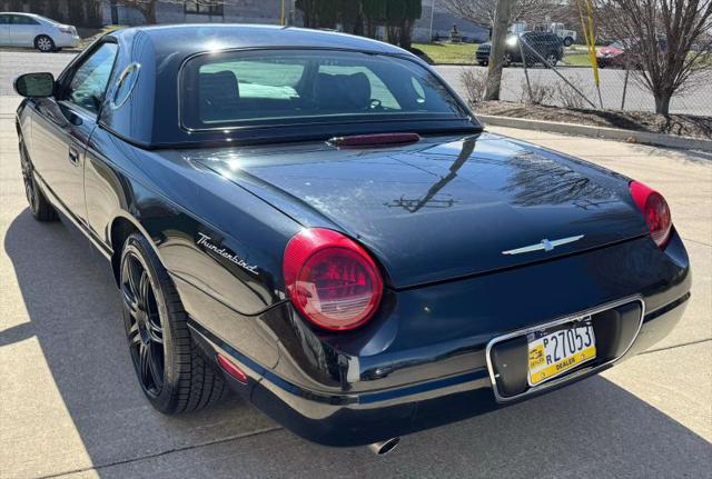 2002 Ford Thunderbird Base