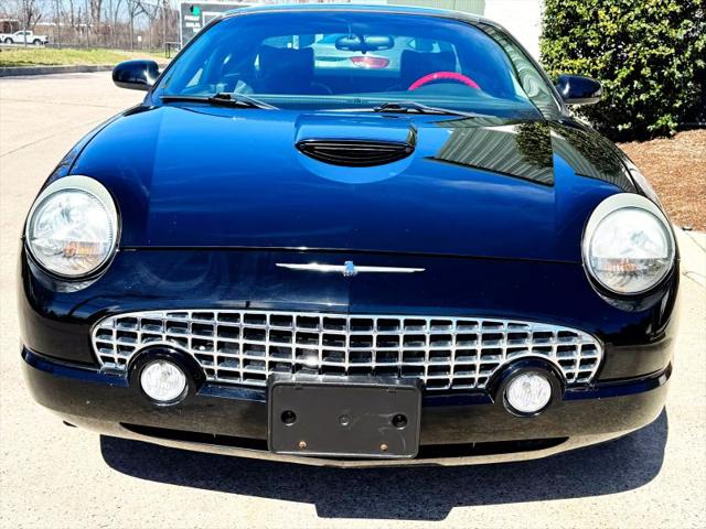 2002 Ford Thunderbird Base