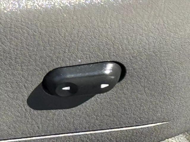 2002 Ford Thunderbird Base