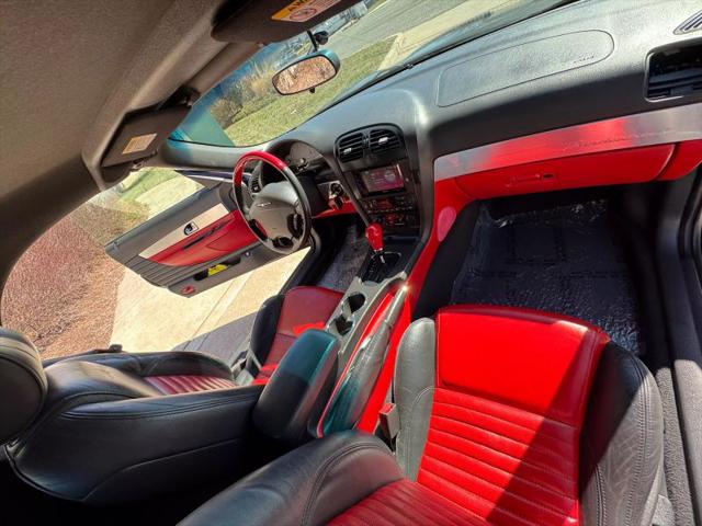 2002 Ford Thunderbird Base